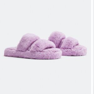Fabletics Snug Strap Slippers in Lavender Size 7